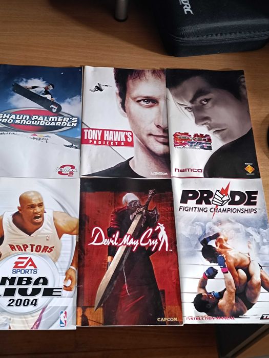 6 Manuais jogos Playstation 2 PS2