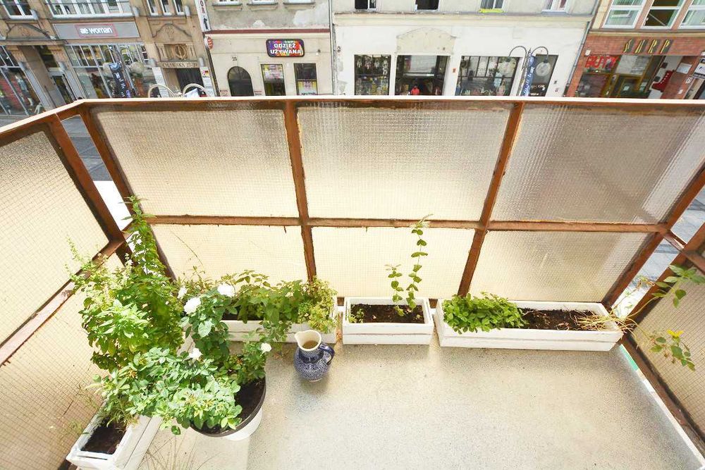 BEZPOŚREDNIO OD WŁAŚCICIELA,40m2,ŚCISŁE CENTRUM/RYNEK/Oławska, balkon,miejskie media, I piętro