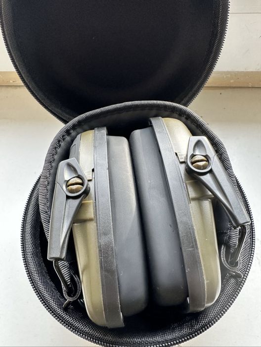 Słuchawki aktywne Impact sport + etui NOWE