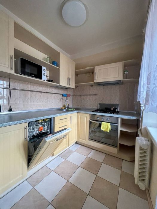 Продам 3к квартиру пр Лісовий 13