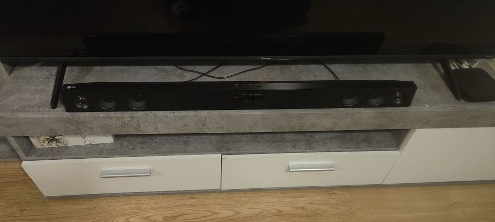 LG Sondbar 300w pouco usado