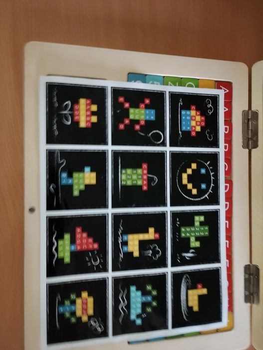 Brinquedo em madeira Portátil Montessori
