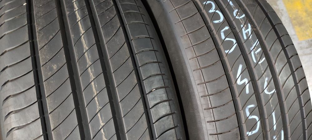 Pneus 235/45/20 Michelin semi novos