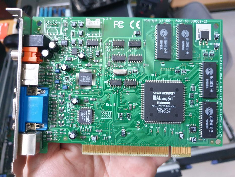 SIGMA DESIGNS REALmagic EM8300 53-000569-02 MPEG-2/DVD decoder pci karta