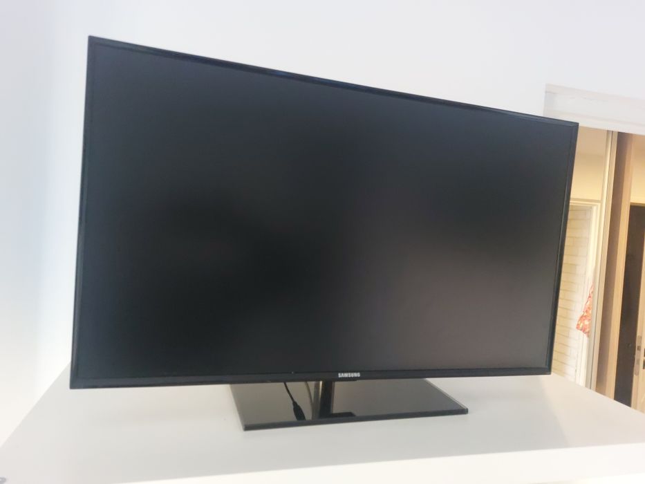 Monitor/ Telewizor Samsung 27 cali z tunerem TV T27D590EW