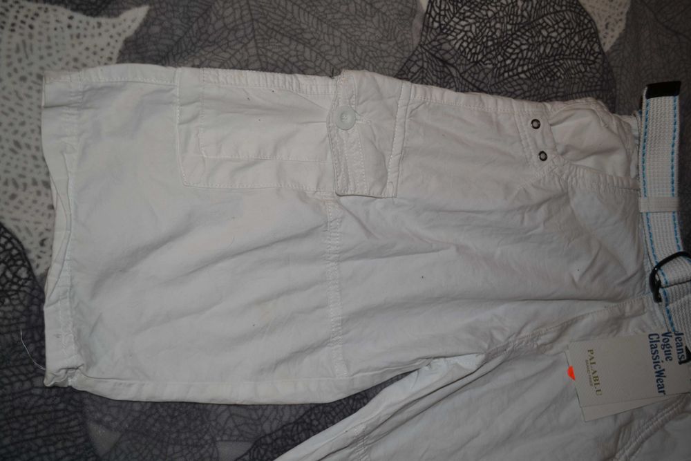 nowe szorty z paskiem, rozmiar L