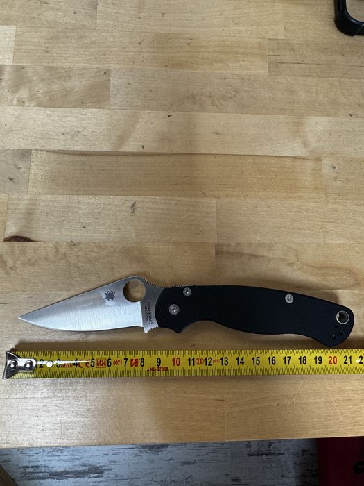 Nóż Spyderco Para military 2