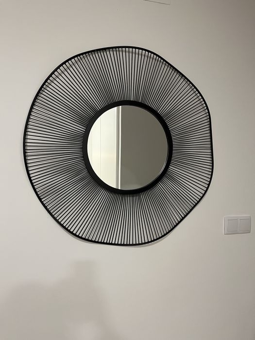 Espelho decorativo em metal