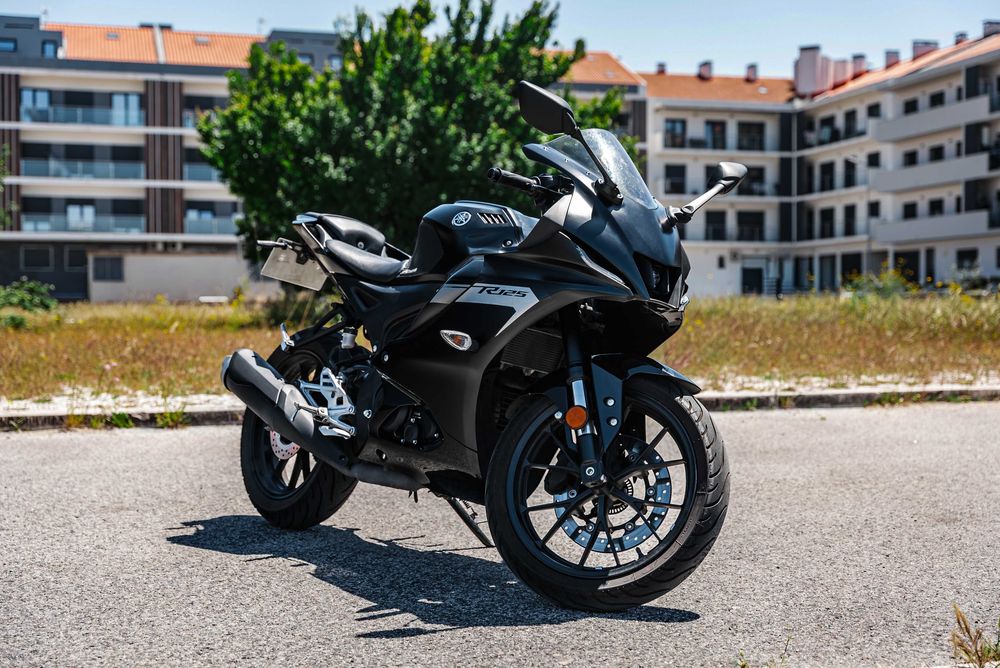 Yamaha R125 2025