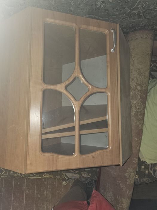 Продам Кутовий шкафчик