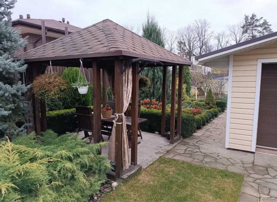 Будинок з ремонтом у Бучі.Гараж+альтанка. 6 соток