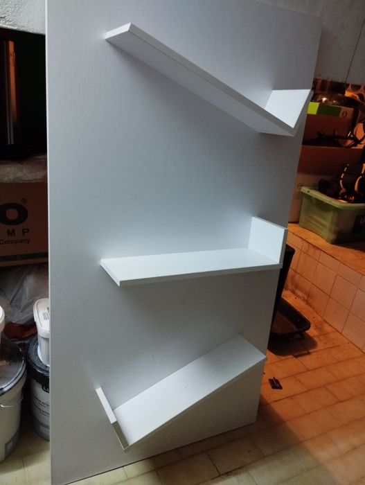 Decoração de parede- movel com prateleiras