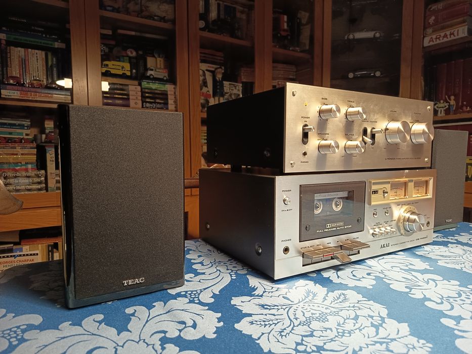 Amplificador Pioneer SA-5300 / Deck Akai CS-702DII / Colunas TEAC  TC-X350i