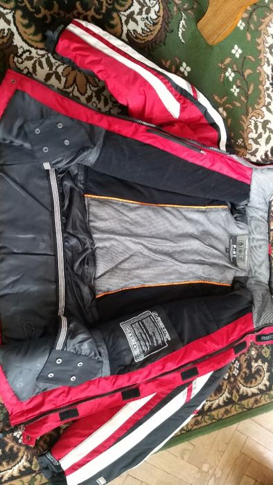 Kurtka zimowa narciarska czerwona Freestep nowa na zimę