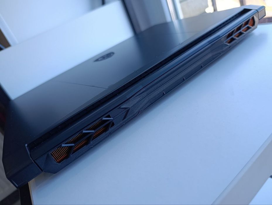 RTX 5070 TURBO 115wat!/i7-14650hx - MSI Cyborg 15 (B14WGK-004FR)