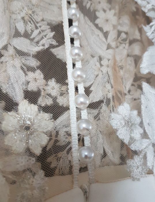 Suknia ślubna AGNIESZKA ŚWIATŁY - BELLA rozmiar 36