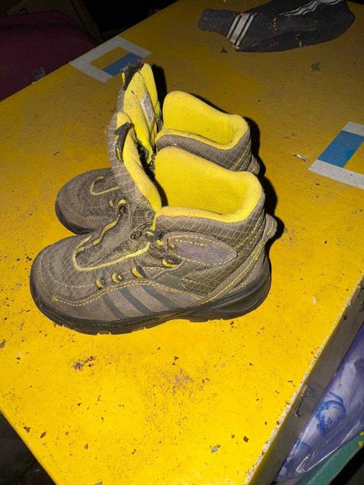 Ботинки осінь 25 розмір