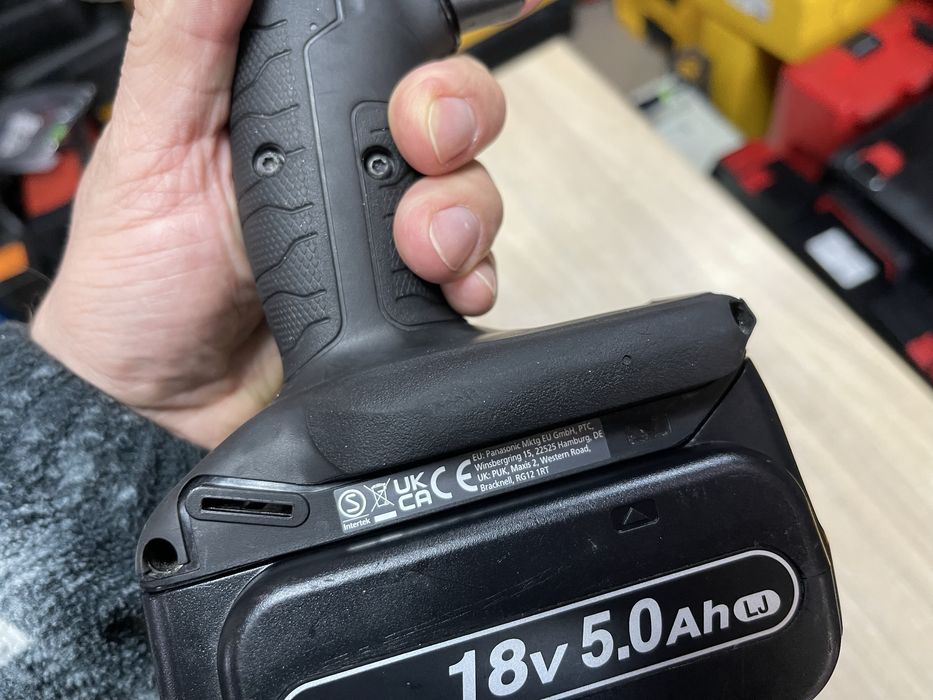 Panasonic EY74A2 / безщіткові шурупокрути Панасонік