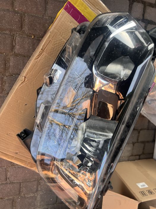 Toyota proace reflektor lampa