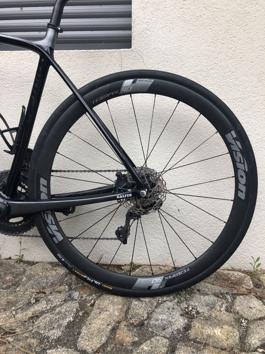 Bicicleta de estrada Scott adictt full carbono
