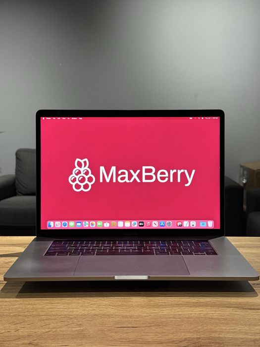 MacBook Pro 15 2018 core i9 2.9ghz 16/512gb amd pro 560x 4gb