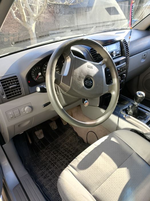 KIA Sorento для військових
