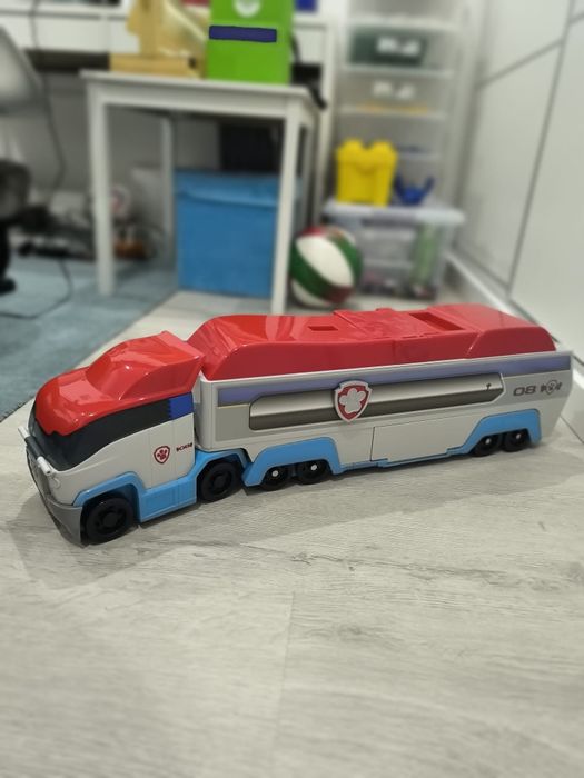 Conjunto de vários veículos da Patrulha Pata