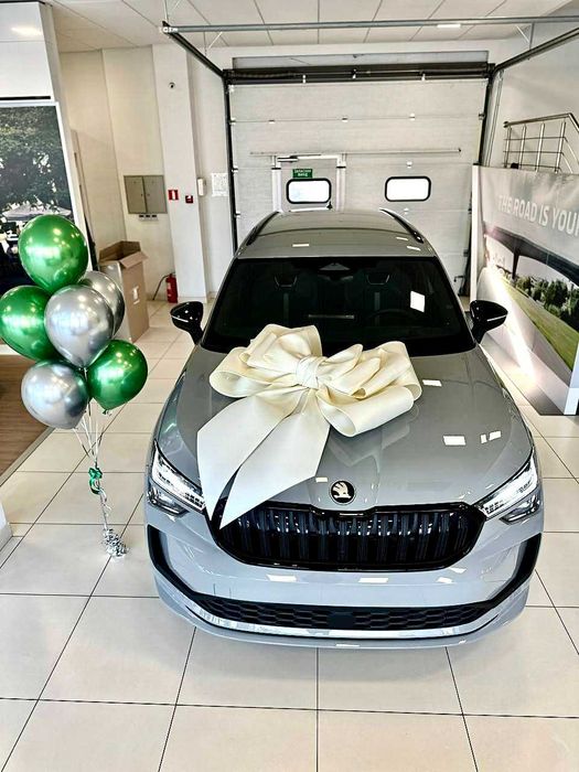 Бант на машину – акцент на Cвято