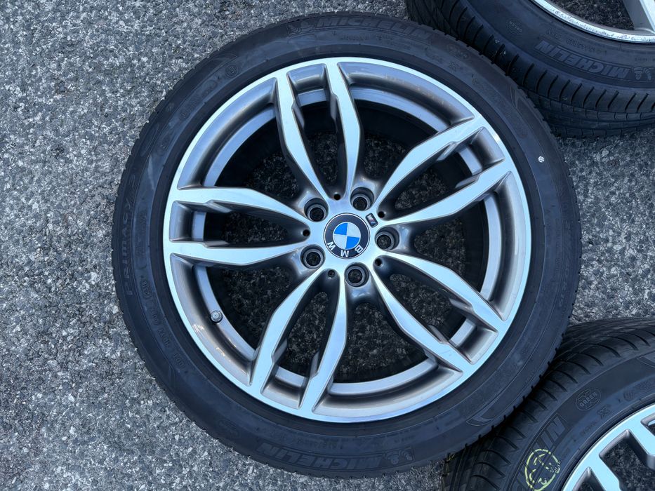 Felgi aluminiowe srebrne oryginał BMW 9.5x19" 5x120 ET48 72.6 FU15096