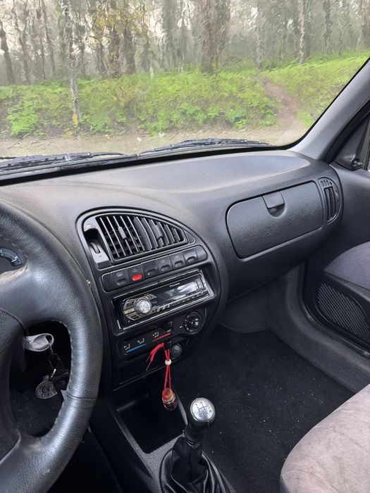 Citroën Saxo 1.5d 5 lugares