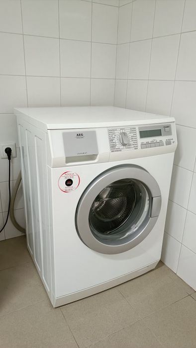 Máquina de lavar roupa AEG Lavamat