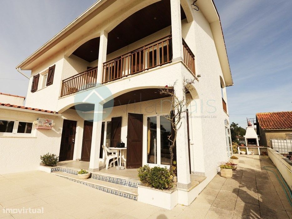 Moradia de charme T4 junto ao mar em Castelo de Neiva
