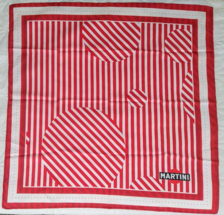 MARTINI, lenço e leque novos
Vendo para colecionadores, lenço e leque