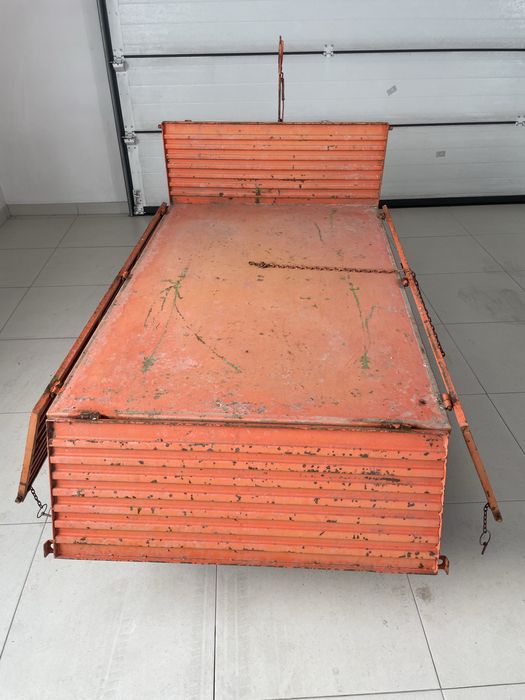 Reboque usado para mini trator