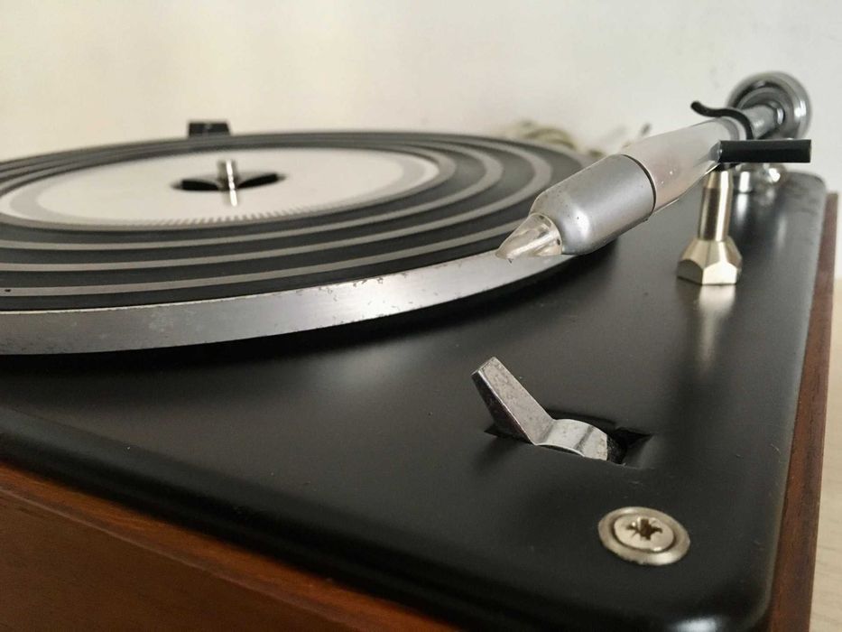 Bang & Olufsen Beogram 1001 - gira-discos