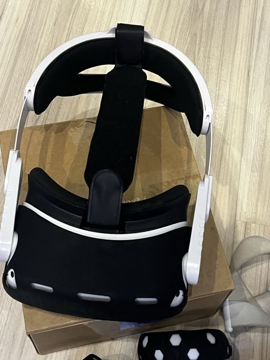 Oculus Quest 2 128gb mocowanie + gumowe case'y