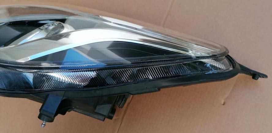 otica frontal ESQ ford fiesta VII . fase 1 . LED