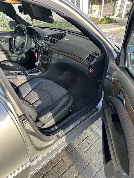 Продам w211   2.7