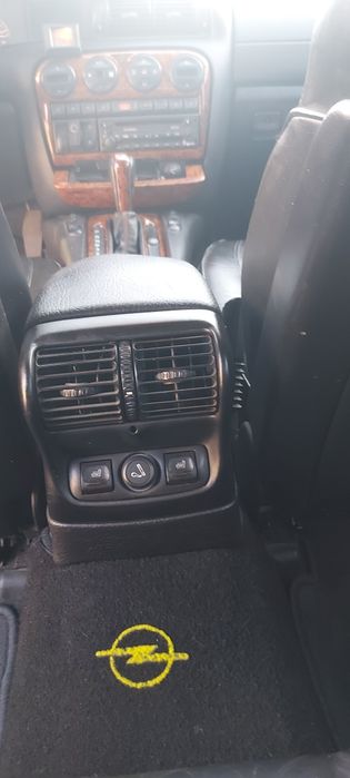Opel Omega B MV6