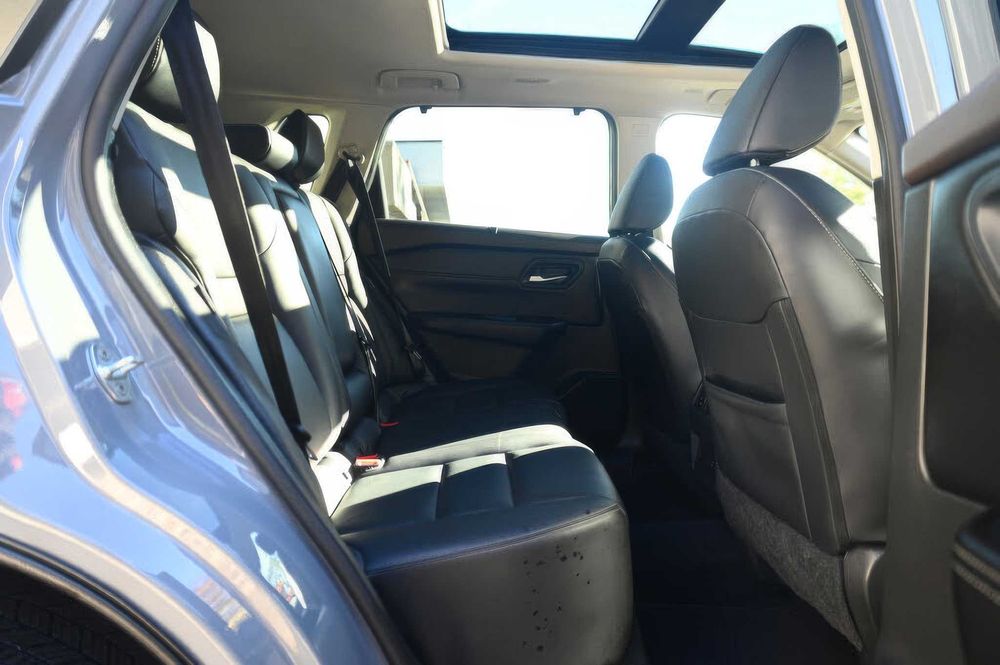 Nissan Rogue SL      2023