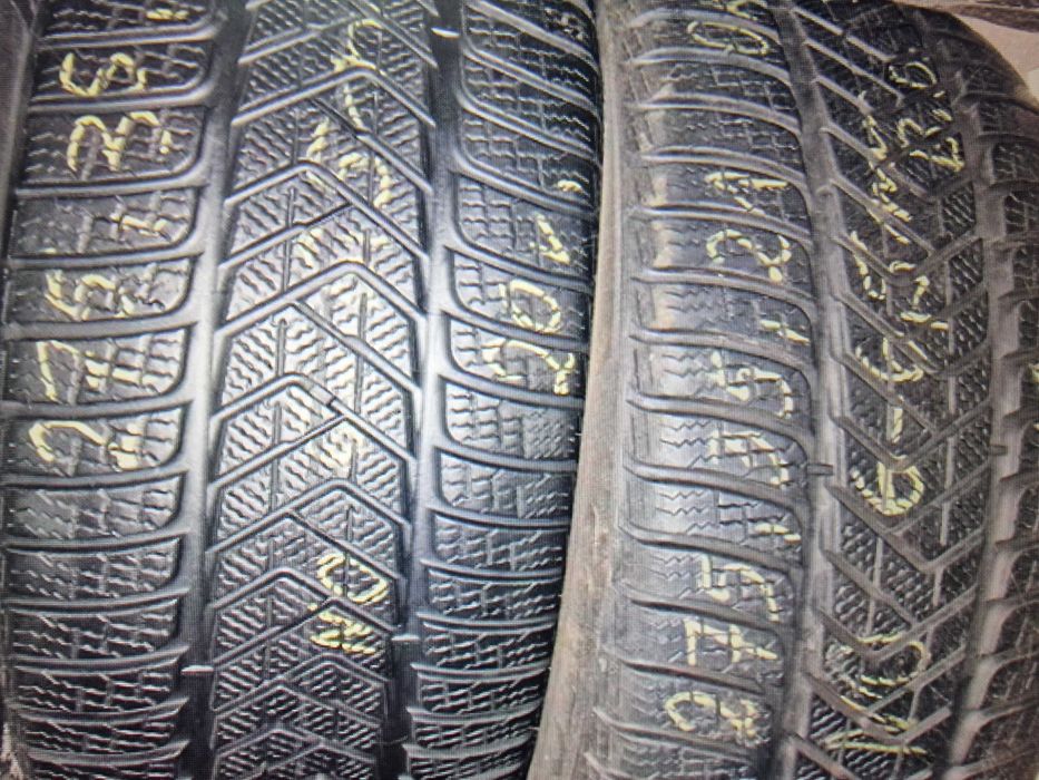 315/30/21_275/35/21 Pirelli  3, Porsche-NO, 19r.-20r.7mm, super kpl.