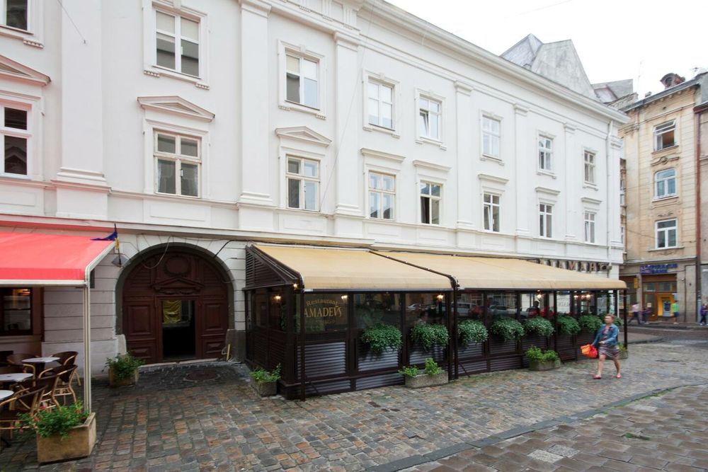 Подобово апартаментина Площі Ринок ( погодинно потижнево,помісячно)