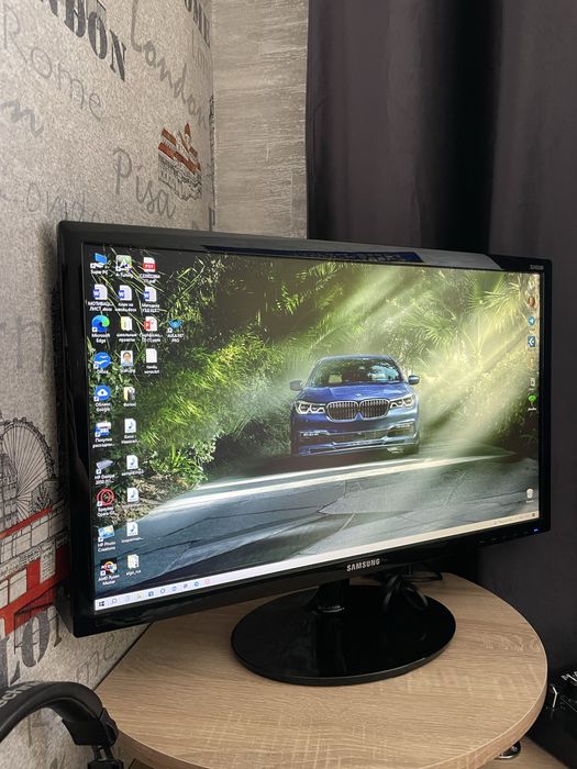 Монітор SAMSUNG S24D300