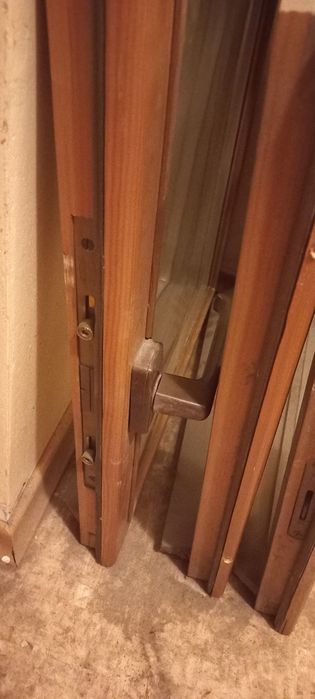 Вікна дерев'яні (без рам)