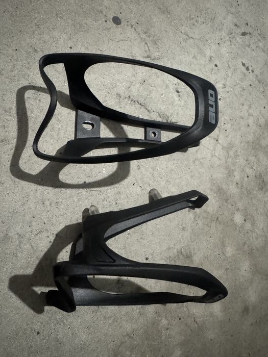 2x Suportes para garrafas de água ONE Bikeparts B.cage 40