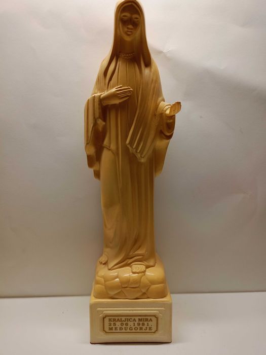 Figura Matka Boska, Boża - Królowa Pokoju Medugorje