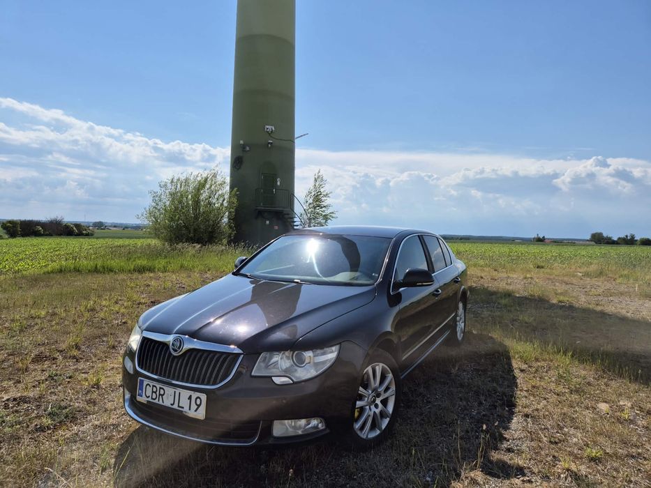 Skoda Superb 2011