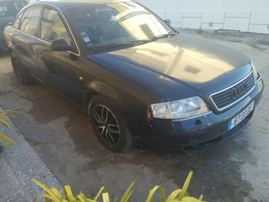 Audi   vendo ou troco urgente