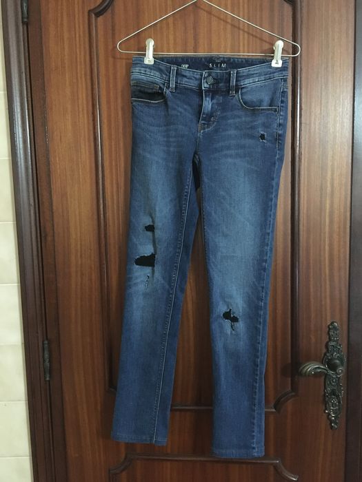 Calça de ganga tam 32 nova