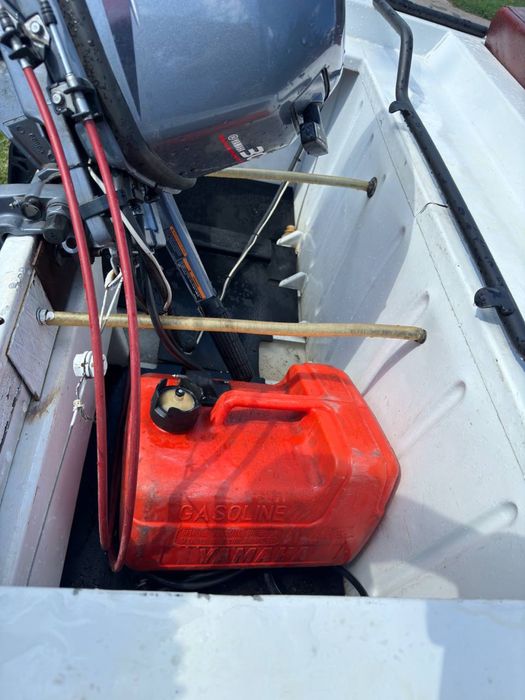 Моторний човен Yamaha 30 2t